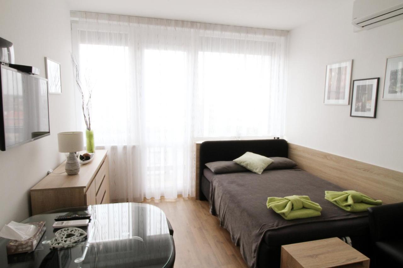 G Support Apartment Prága Kültér fotó